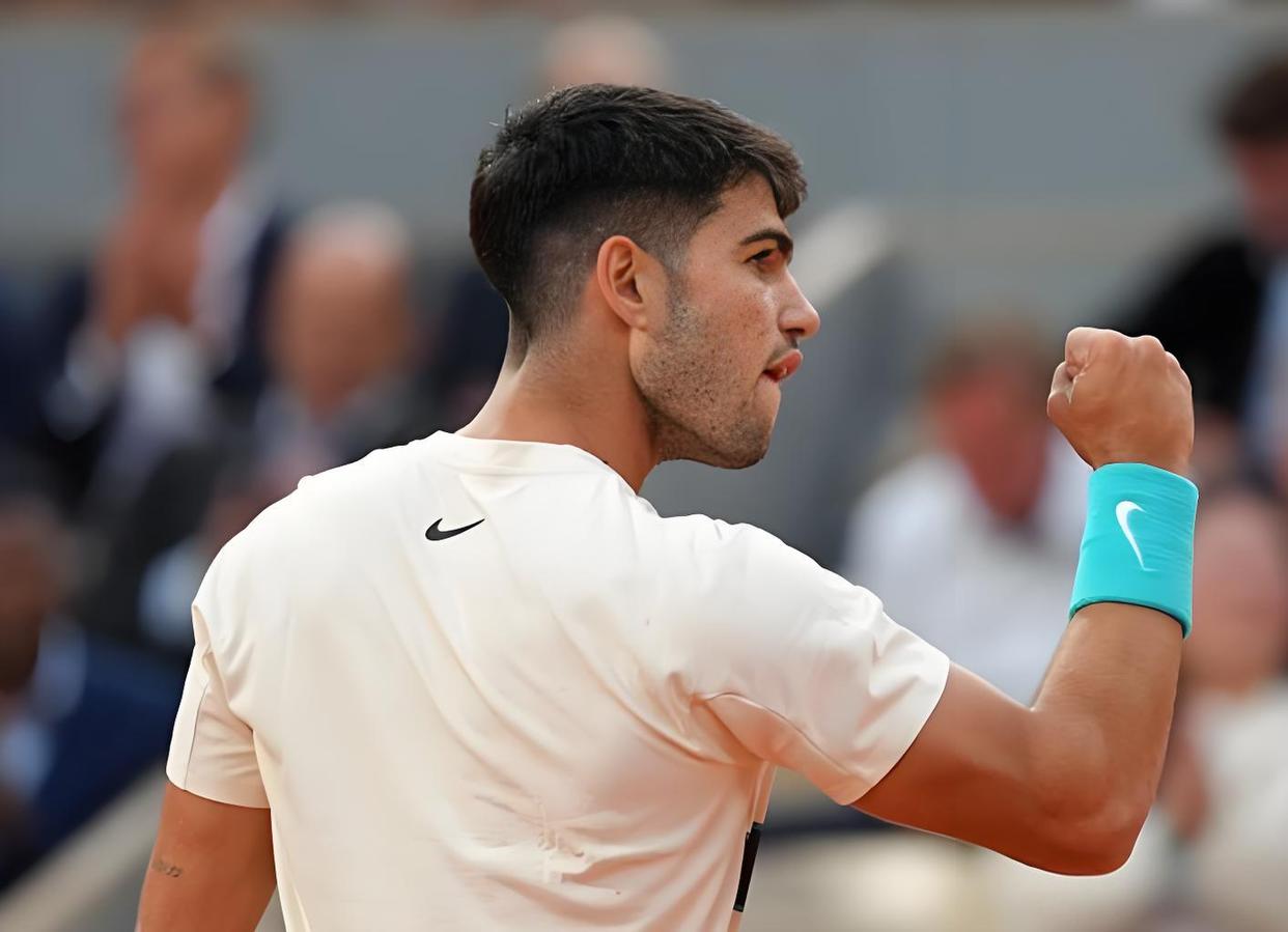 戴维斯杯逆转年终总决赛，阿尔卡拉斯刷新纪录