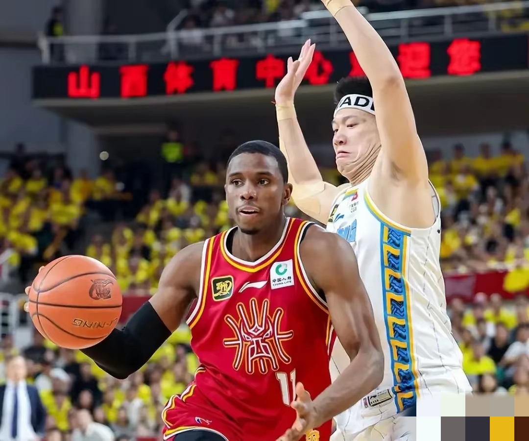 山西队完胜青岛队，库里关键制胜