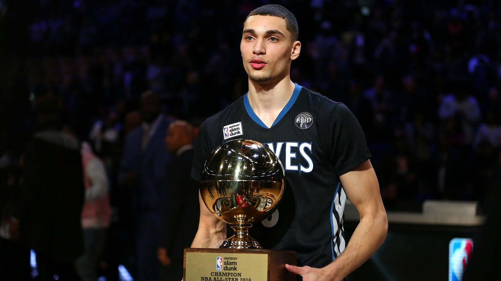 雷速体育比分直播-西决生死战之夜，克瓦拉茨赫利亚关键时刻站出来